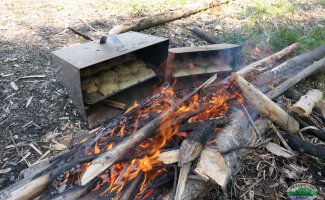 cooking in the reflector oven