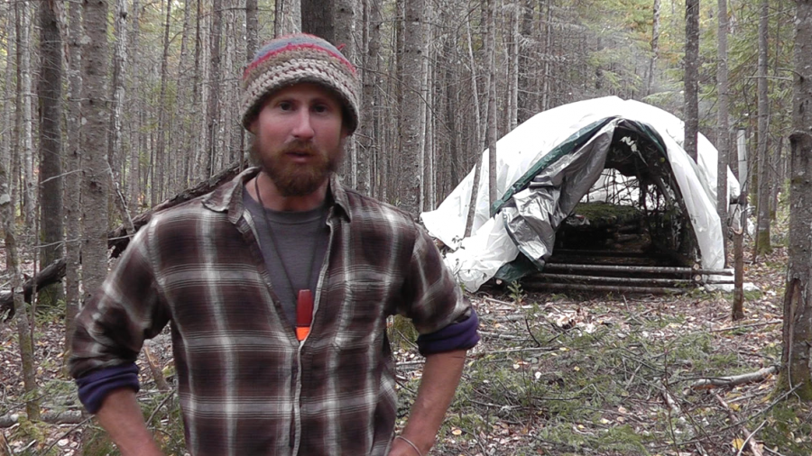Living The Authentic Off-Grid Bushcraft Lifestyle