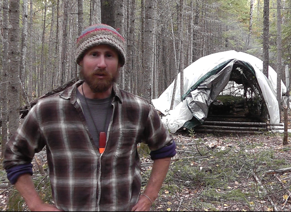 Living The Authentic Off-Grid Bushcraft Lifestyle